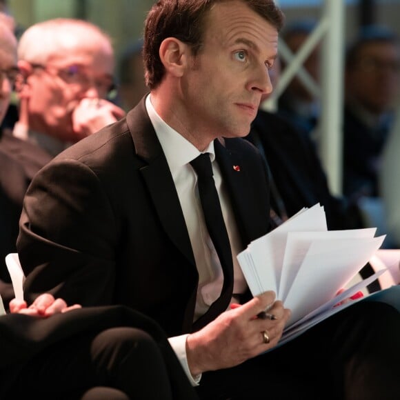 Le président de la République française Emmanuel Macron et sa femme la première dame Brigitte Macron (Trogneux) - Conférence des évêques de France (CEF) au collège des Bernardins à Paris, France, le 9 avril 2018. © Jacques Witt/Pool/Bestimage