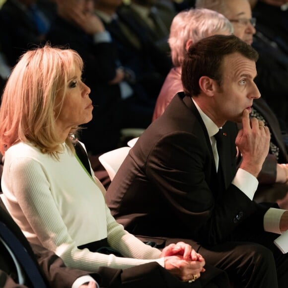 Le président de la République française Emmanuel Macron et sa femme la première dame Brigitte Macron (Trogneux) - Conférence des évêques de France (CEF) au collège des Bernardins à Paris, France, le 9 avril 2018. © Jacques Witt/Pool/Bestimage