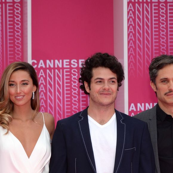 Ariadna Gil, Sofia Sisniega, Alfonso Dosal, Gael Garcia Bernal et Paulina Davila durant le "Pink Carpet" des séries "Aqui En La Tierra" et "Cacciatore The Hunter" lors du festival CanneSéries à Cannes, le 9 avril 2018. © Rachid Bellak/Bestimage