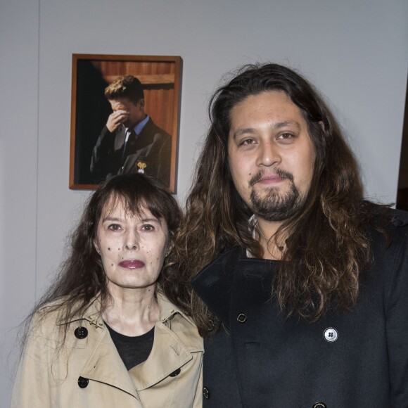 Bambou et son fils Lulu Gainsbourg à l'exposition itinérante Burberry "Here we are" dans les anciens locaux du journal Libération à Paris en marge des collections Haute-Couture printemps-été 2018 le 24 janvier 2018. I.Law devient égérie Burberry dans une campagne monde. © Olivier Borde / Bestimage