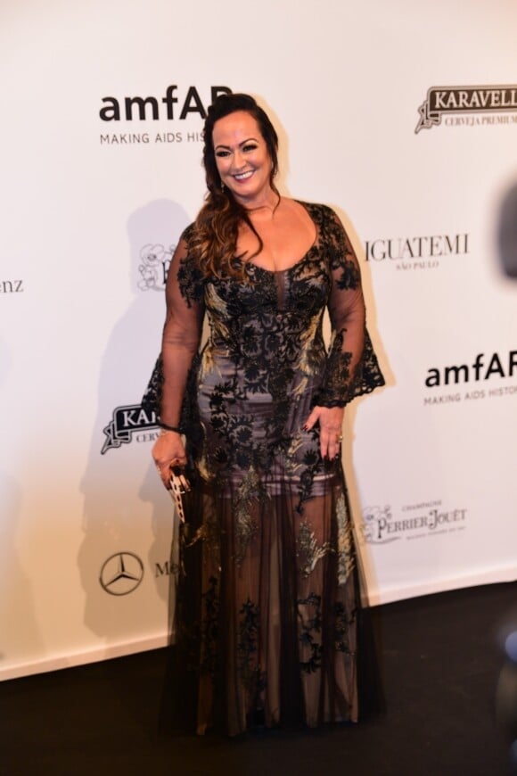 Nadine Santos lors du gala de l'amfAR à São Pulo au Brésil le 13 avril 2018.