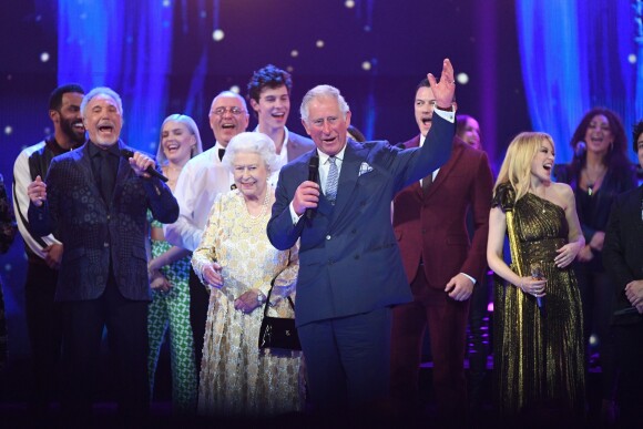 Sir Tom Jones, La reine Elizabeth II d'Angleterre, Le prince Charles, Luke Evans et Kylie Minogue - Concert au théâtre Royal Albert Hall à l'occasion du 92e anniversaire de la reine Elizabeth II d'Angleterre à Londres le 21 avril 2018.