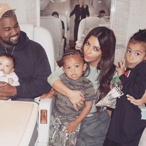 Kanye West, Kim Kardashian et leurs trois enfants. Avril 2018.