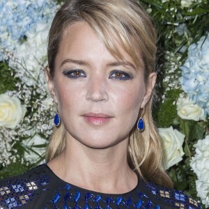 Virginie Efira - Photocall de la 16ème soirée Sidaction dans la salle de réception du Pavillon d'Armenonville à Paris, France, le 26 janvier 2018. © Olivier Borde/Bestimage