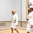 La Première Dame américaine Melania Trump et la Première française Dame Brigitte Macron (Trogneux) visitent la National Gallery of Art à Washington, le 24 avril 2018. © Stéphane Lemouton/Bestimage