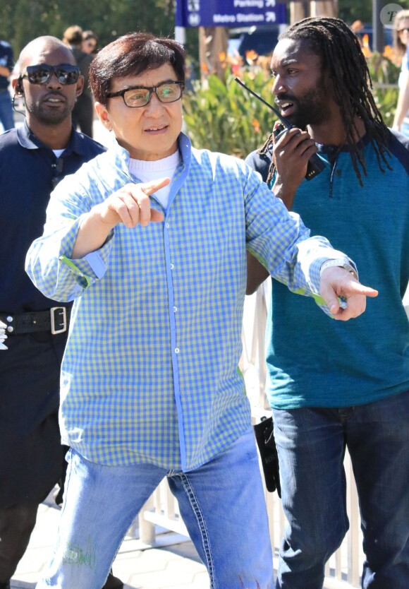 Jackie Chan sur le tournage de Extra à Los Angeles le 5 octobre 2017.