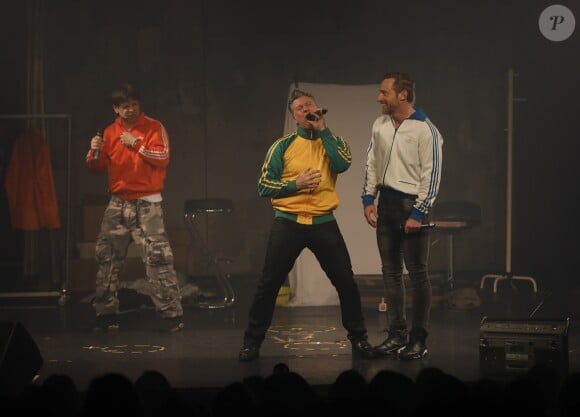 Semi-Exclusif - Chris Keller (GSquad), Allan Theo, Frank Delay (2be3) - Les artistes de la pièce de théâtre "Boys Band Forever" sur la scène de l'Apollo Théâtre à Paris. Le 23 mars 2018 © Marc Ausset-Lacroix / Bestimage
