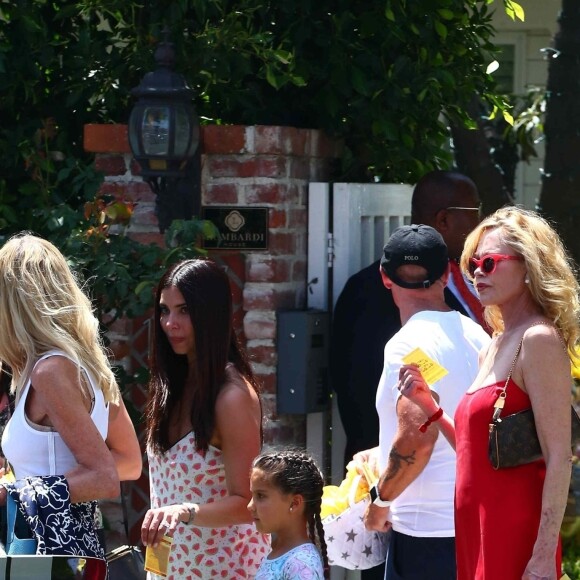 Melanie Griffith et Roselyn Sanchez - Baby shower de Eva Longoria à The Lombardi House à Los Angeles, le 5 mai 2018