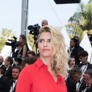 Alice Taglioni (bijoux Akillis) - Montée des marches du film "Everybody Knows" lors de la cérémonie d'ouverture du 71e Festival International du Film de Cannes. Le 8 mai 2018 © Borde-Jacovides-Moreau/Bestimage