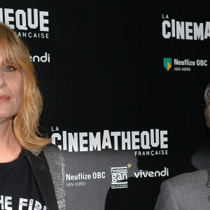 Roman Polanski et sa femme Emmanuelle Seigner - Avant-première du film "D'après une histoire vraie" de R. Polanski à la Cinémathèque Française à Paris, le 30 octobre 2017. Le réalisateur franco-polonais est venu présenter son dernier film lors de cette soirée privée lançant la rétrospective de son œuvre. Une centaine de personnes de groupes féministes tels que les FEMEN ou encore "Osez le féminisme" se sont réunies pour protester contre cette rétrospective que consacre l'institution au réalisateur, accusé par plusieurs femmes d'agressions sexuelles. © Veeren/CVS/Bestimage