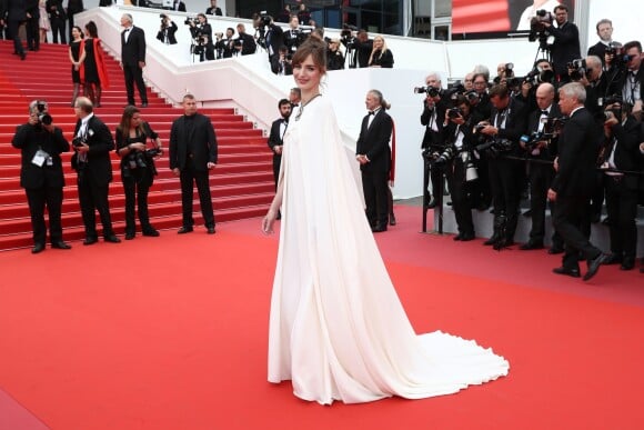 Louise Bourgoin - Montée des marches du film " Yomeddine " lors du 71ème Festival International du Film de Cannes. Le 9 mai 2018 © Borde-Jacovides-Moreau/Bestimage