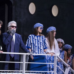 Karl Lagerfeld lors du défilé croisière Chanel au Grand Palais à Paris le 3 mai 2018. © Olivier Borde/Bestimage