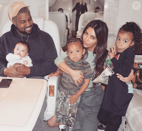 Kim Kardashian, Kanye West et leurs enfants Chicago, Saint et North. Avril 2018.