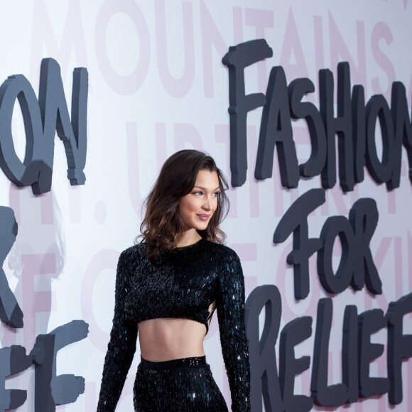 Bella Hadid lors du photocall du défilé de mode "Fashion For Relief" lors du Festival International du Film de Cannes, France, le 13 mai 2018. © Cyril Moreau/Bestimage