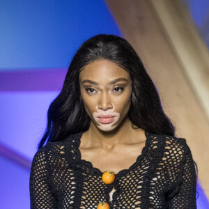 Winnie Harlow lors du défilé de mode "Fashion For Relief" lors du Festival International du Film de Cannes, France, le 13 mai 2018 © Cyril Moreau/Bestimage