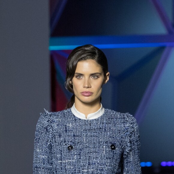 Sara Sampaio lors du défilé de mode "Fashion For Relief" lors du Festival International du Film de Cannes, France, le 13 mai 2018 © Cyril Moreau/Bestimage