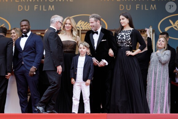 50 Cent (Curtis James Jackson), John Travolta et sa femme Kelly Preston avec leurs enfants Ella Bleue Travolta et Benjamin Travolta avec Thierry Frémaux - Montée des marches du film "'Solo: A Star Wars Story' " lors du 71ème Festival International du Film de Cannes le 15 mai 2018. © Jacovides/Borde/Moreau/Bestimage