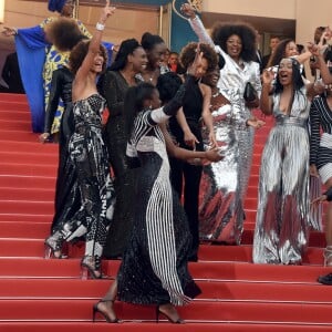 Le collectif des 16 actrices "Noire n'est pas mon métier" : Nadege Beausson-Diagne, Mata Gabin, Maïmouna Gueye, Eye Haïdara, Rachel Khan, Aïssa Maïga, Sara Martins, Marie-Philomène NGA, Sabine Pakora, Firmine Richard, Sonia Rolland, Magaajyia Silberfeld, Shirley Souagnon, Assa Sylla, Karidja Touré, France Zobda (Habillées en Balmain) - Montée des marches du film " Burning " lors du 71ème Festival International du Film de Cannes. Le 16 mai 2018 © Giancarlo Gorassini / Bestimage