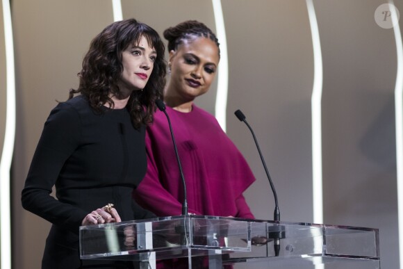 Ava DuVernay, membre du jury et Asia Argento qui a prononcé un discours incendiaire contre Harvey Weinstein - Cérémonie de clôture du 71ème Festival International du Film de Cannes le 19 mai 2018. © Borde / Moreau / Bestimage