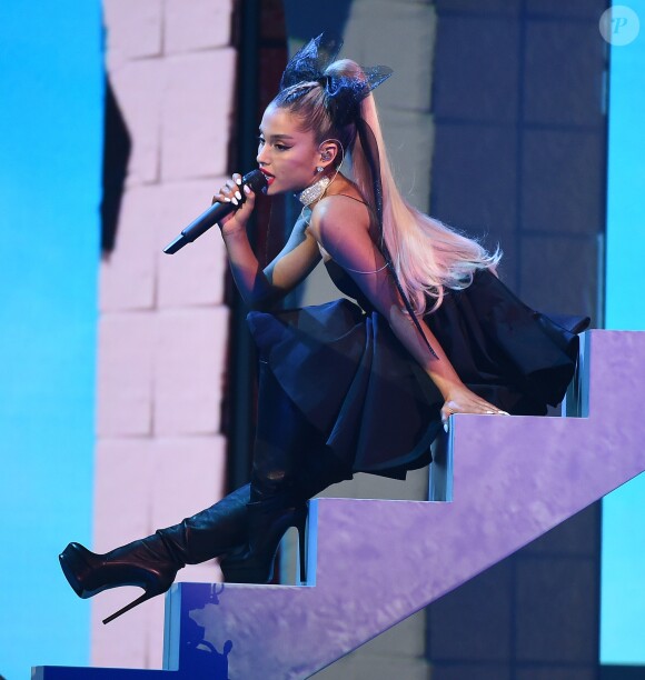 Ariana Grande lors de la cérémonie des Billboard Music Awards au MGM Grand Garden Arena de Las Vegas le 20 mai 2018