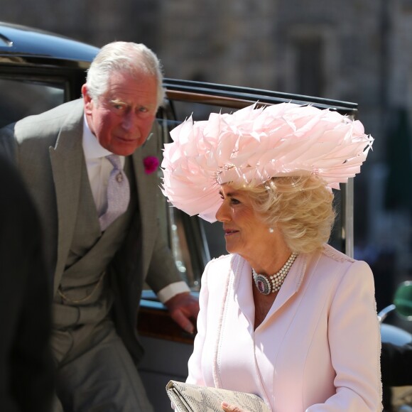 Le prince Charles, prince de Galles, et Camilla Parker Bowles, duchesse de Cornouailles - Les invités arrivent à la chapelle St. George pour le mariage du prince Harry et de Meghan Markle au château de Windsor, Royaume Uni, le 19 mai 2018.