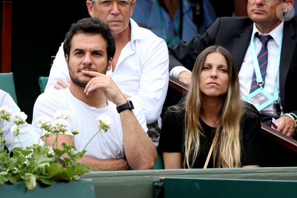 Amir Haddad et sa femme Lital en tribune lors des internationaux de tennis de Roland-Garros le 28 mai 2018. © Dominique Jacovides / Cyril Moreau / Bestimage