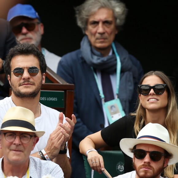 Amir Haddad et sa femme Lital en tribune lors des internationaux de tennis de Roland-Garros le 28 mai 2018. © Dominique Jacovides / Cyril Moreau / Bestimage