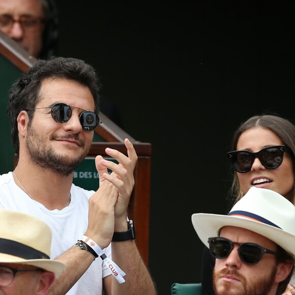 Amir Haddad et sa femme Lital en tribune lors des internationaux de tennis de Roland-Garros le 28 mai 2018. © Dominique Jacovides / Cyril Moreau / Bestimage