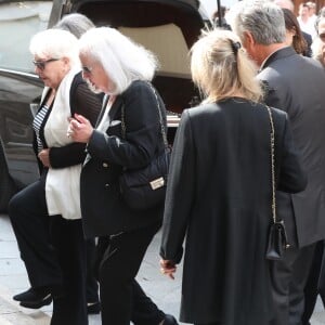 Line Renaud et Roselyne Bracchi (femme de Pierre Bellemare) - Obsèques de Pierre Bellemare à l'église Saint-Roch de Paris, France, le 31 mai 2018.