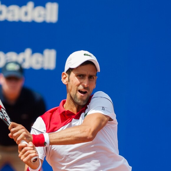 Novak Djokovic contre Martin Klizan lors du tournoi de Barcelone "Open Banc Sabadell", le 25 avril 2018.