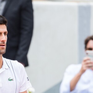 Novak Djokovic à Roland-Garros le 30 mai 2018.