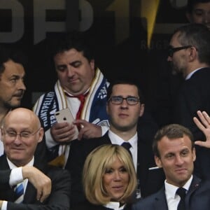 Le Président de la République Emmanuel Macron a été rejoint par sa femme la Première Dame Brigitte Macron (Trogneux) lors de la finale du Top 14 français entre Montpellier et Castres au Stade de France à Paris, le 2 juin 2018. © Pierre Perusseau/Bestimage