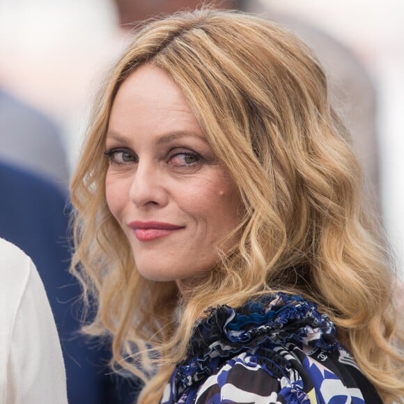 Vanessa Paradis - Photocall du film "Un couteau dans le coeur" lors du 71ème Festival International du Film de Cannes le 18 mai 2018. Moreau-Jacovides-Borde/Bestimage