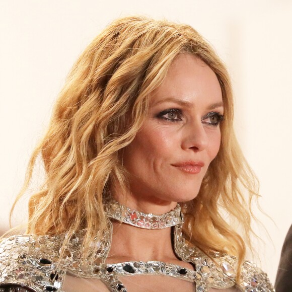 Vanessa Paradis - Montée des marches du film « Un couteau dans le coeur » lors du 71ème Festival International du Film de Cannes. Le 17 mai 2018 © Borde-Jacovides-Moreau/Bestimage