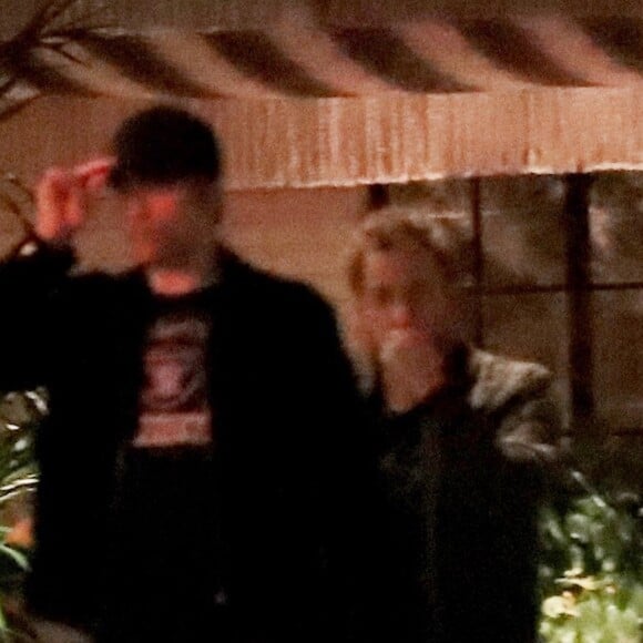 Exclusif - Robert Pattinson et Kristen Stewart sont allés à une fête privée organisée au Chateau Marmont par Lily-Rose Depp à Los Angeles, le 1er juin 2018.