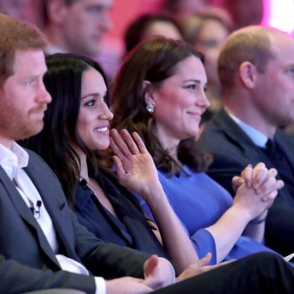 Le prince Harry, Meghan Markle, Catherine Kate Middleton (enceinte), duchesse de Cambridge, le prince William, duc de Cambridge lors du premier forum annuel de la Fondation Royale à Londres le 28 février 2018.  28th February 2018 London UK Britain's Prince Harry, Meghan Markle, Catherine, Duchess of Cambridge and Prince William, Duke of Cambridge attend the first annual Royal Foundation Forum held at Aviva on February 28, 2018 in London, England. Under the theme 'Making a Difference Together', the event will showcase the programmes run or initiated by The Royal Foundation.28/02/2018 - Londres