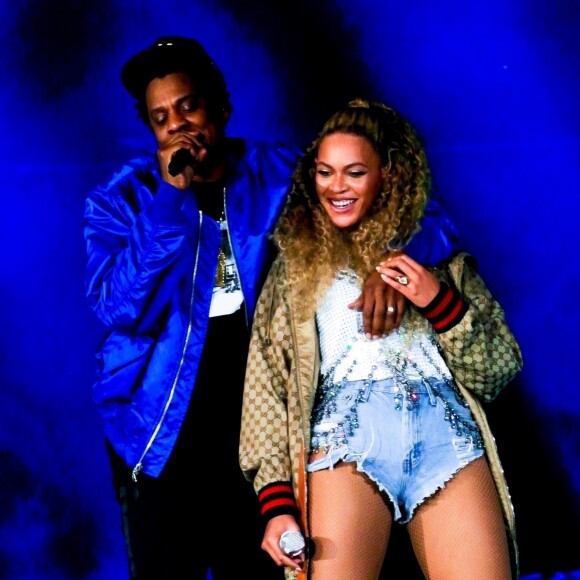 Beyoncé et JAY-Z donnent le coup d'envoi de la tournée "On The Run II" au Principality Stadium à Cardiff, le 6 juin 2018.