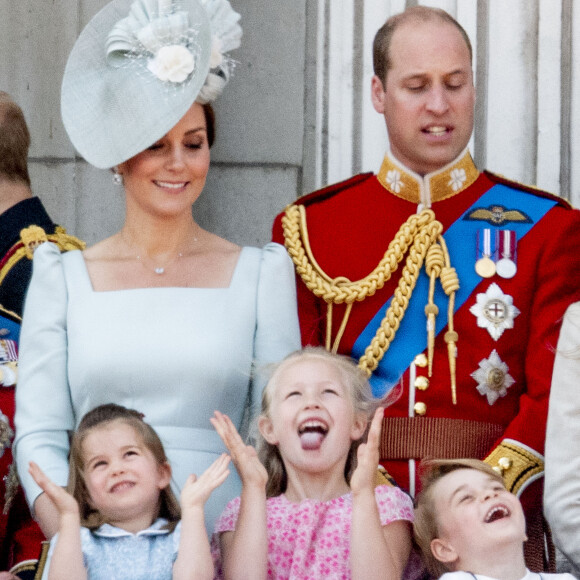 Kate Catherine Middleton, duchesse de Cambridge, le prince William, duc de Cambridge, la princesse Charlotte, Savannah Phillips, le prince George - Les membres de la famille royale britannique lors du rassemblement militaire "Trooping the Colour" (le "salut aux couleurs"), célébrant l'anniversaire officiel du souverain britannique. Cette parade a lieu à Horse Guards Parade, chaque année au cours du deuxième samedi du mois de juin. Londres, le 9 juin 2018.