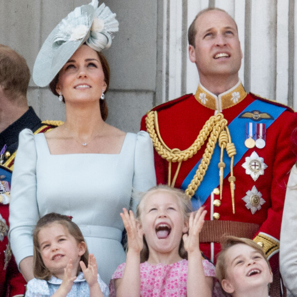 Kate Catherine Middleton, duchesse de Cambridge, le prince William, duc de Cambridge, la princesse Charlotte, Savannah Phillips, le prince George - Les membres de la famille royale britannique lors du rassemblement militaire "Trooping the Colour" (le "salut aux couleurs"), célébrant l'anniversaire officiel du souverain britannique. Cette parade a lieu à Horse Guards Parade, chaque année au cours du deuxième samedi du mois de juin. Londres, le 9 juin 2018.
