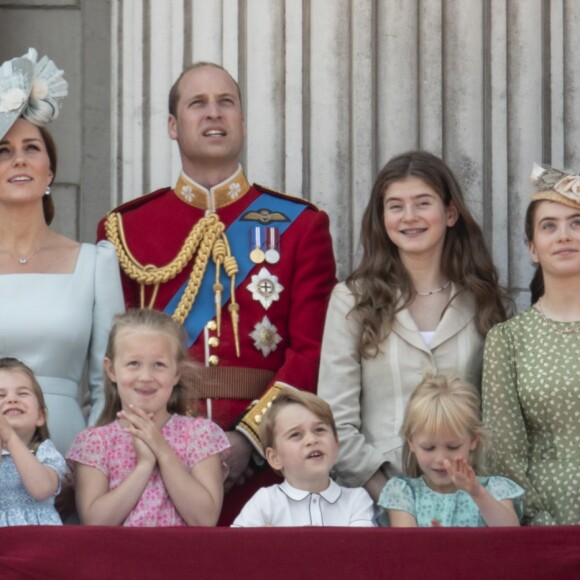 Le prince Charles, prince de Galles, le prince Harry, duc de Sussex, Meghan Markle, duchesse de Sussex, le prince William, duc de Cambridge, Catherine (Kate) Middleton, duchesse de Cambridge, la princesse Charlotte de Cambridge, le prince George de Cambridge, Savannah Phillips, Isla Phillips, Eloïse Taylor et Estella Taylor, Autumn Phillips, Peter Phillips, Lady Helen Taylor - Les membres de la famille royale britannique lors du rassemblement militaire "Trooping the Colour" (le "salut aux couleurs"), célébrant l'anniversaire officiel du souverain britannique. Cette parade a lieu à Horse Guards Parade, chaque année au cours du deuxième samedi du mois de juin. Londres, le 9 juin 2018.