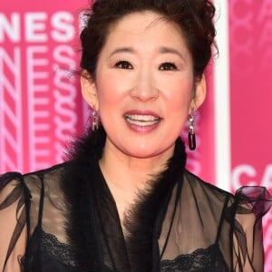 Sandra Oh durant le "Pink Carpet" des séries "Killing Eve" et "When Heroes Fly" lors du festival "Canneseries" à Cannes, le 8 avril 2018. © Bruno Bebert/Bestimage