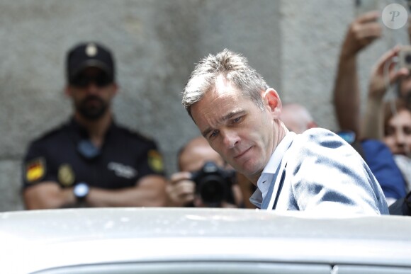 Inaki Urdangarin inculpé dans le procès "case Noos" arrive et quitte le tribunal de Palma de Majorque en Espagne le 13 juin 2018.