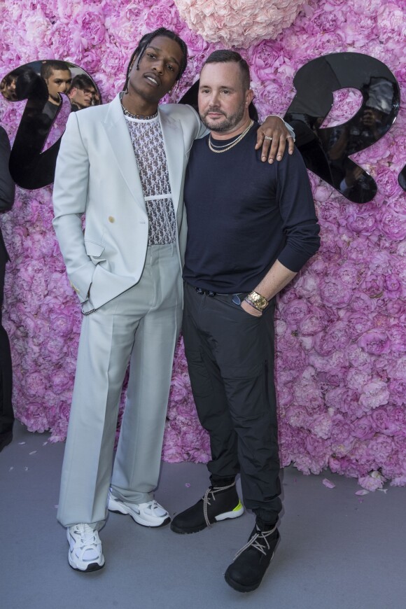 Kim Jones (directeur artistique de Dior Homme) et ASAP Rocky - Greeting au défilé de mode Dior Homme collection Printemps-Eté 2019 à la Garde Républicaine lors de la fashion week à Paris, le 23 juin 2018. © Olivier Borde/Bestimage