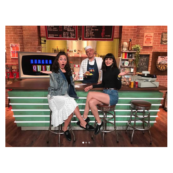 Louise Chabat, la fille d'Alain Chabat, sur le plateau du Burger Quiz, le 12 juin 2018.