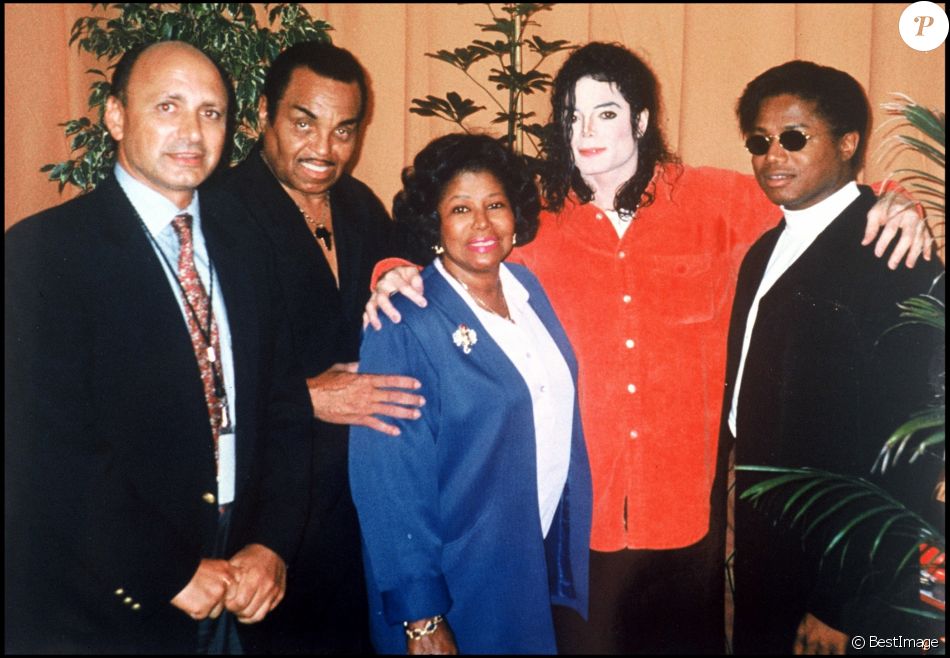 Michael Jackson et ses parents, Katherine et Joe Jackson, à Toulouse en