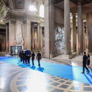 Le président de la République française Emmanuel Macron et sa femme la première dame Brigitte Macron - Cérémonie d'entrée de Simone Veil et de son époux Antoine Veil au Panthéon à Paris le 1er juillet 2018 © Hamilton / Pool / Bestimage