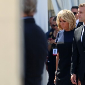 Le président de la république française Emmanuel Macron et la pemière dame, Brigitte Macron - Entrée de Simone et Antoine Veil au Panthéon, Paris, France, le 1er juillet 2018. Les deux cercueils seront disposés dans la nef du Panthéon, où le public pourra leur rendre hommage © Stéphane Lemouton / Bestimage