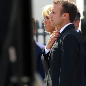 Le président de la république française Emmanuel Macron et la pemière dame, Brigitte Macron - Entrée de Simone et Antoine Veil au Panthéon, Paris, France, le 1er juillet 2018. Les deux cercueils seront disposés dans la nef du Panthéon, où le public pourra leur rendre hommage © Stéphane Lemouton / Bestimage