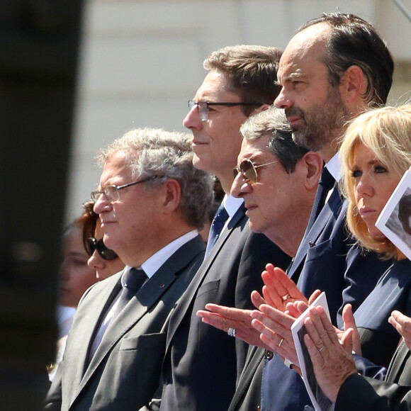 Le pemière dame Brigitte Macron et le premier ministre Edouard Philippe - Entrée de Simone et Antoine Veil au Panthéon, Paris, France, le 1er juillet 2018. Les deux cercueils seront disposés dans la nef du Panthéon, où le public pourra leur rendre hommage © Stéphane Lemouton / Bestimage