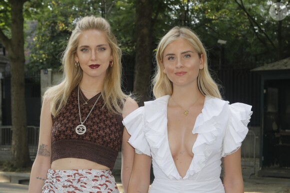 Chiara Ferragni et sa soeur Valentina au défilé de mode Giambattista Valli haute couture collection automne-hiver 2018-2019 lors de la fashion week à Paris, le 2 juillet 2018. © CVS / Veeren / /Bestimage